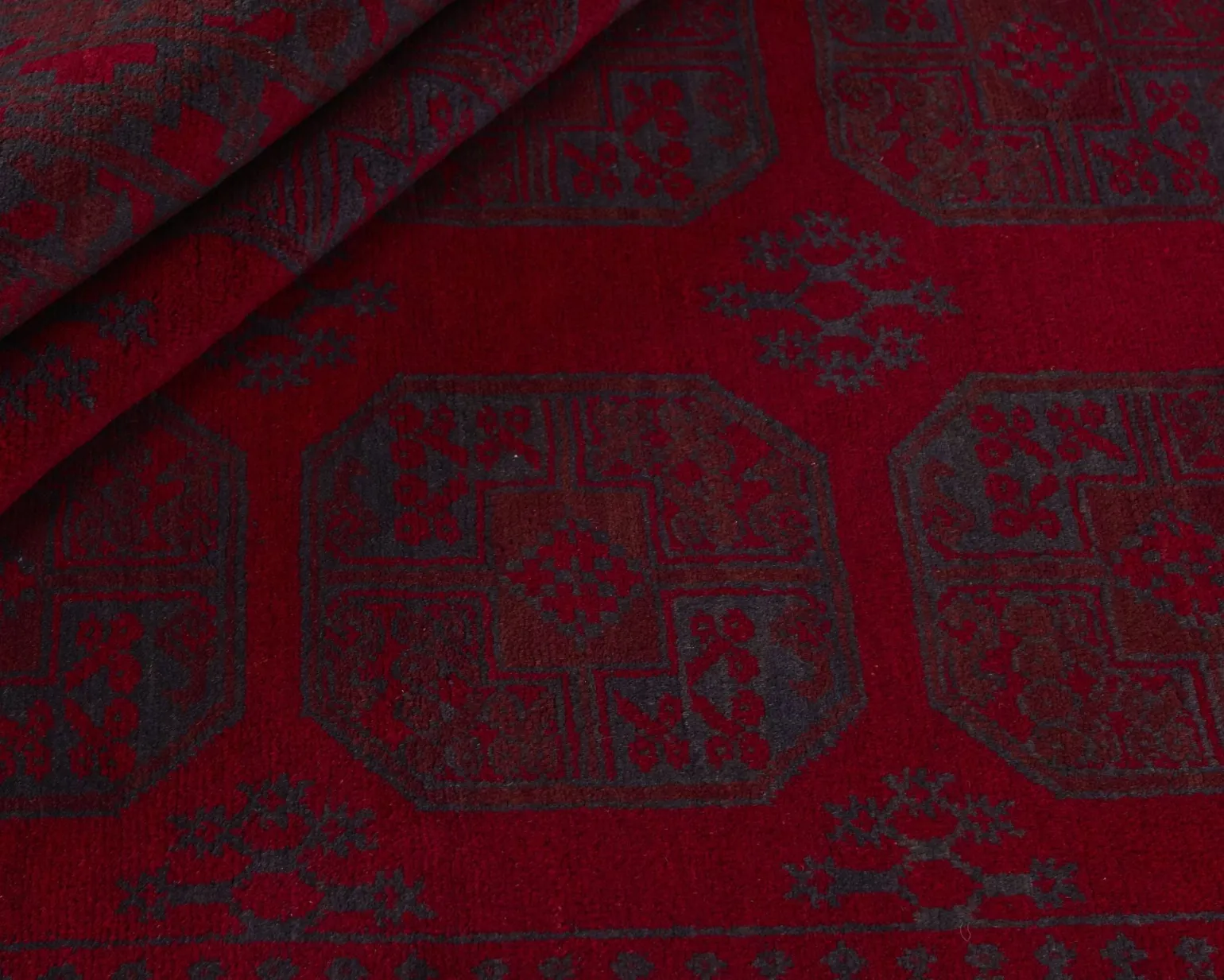 Aktscha orientalisk matta 199 x 286 cm