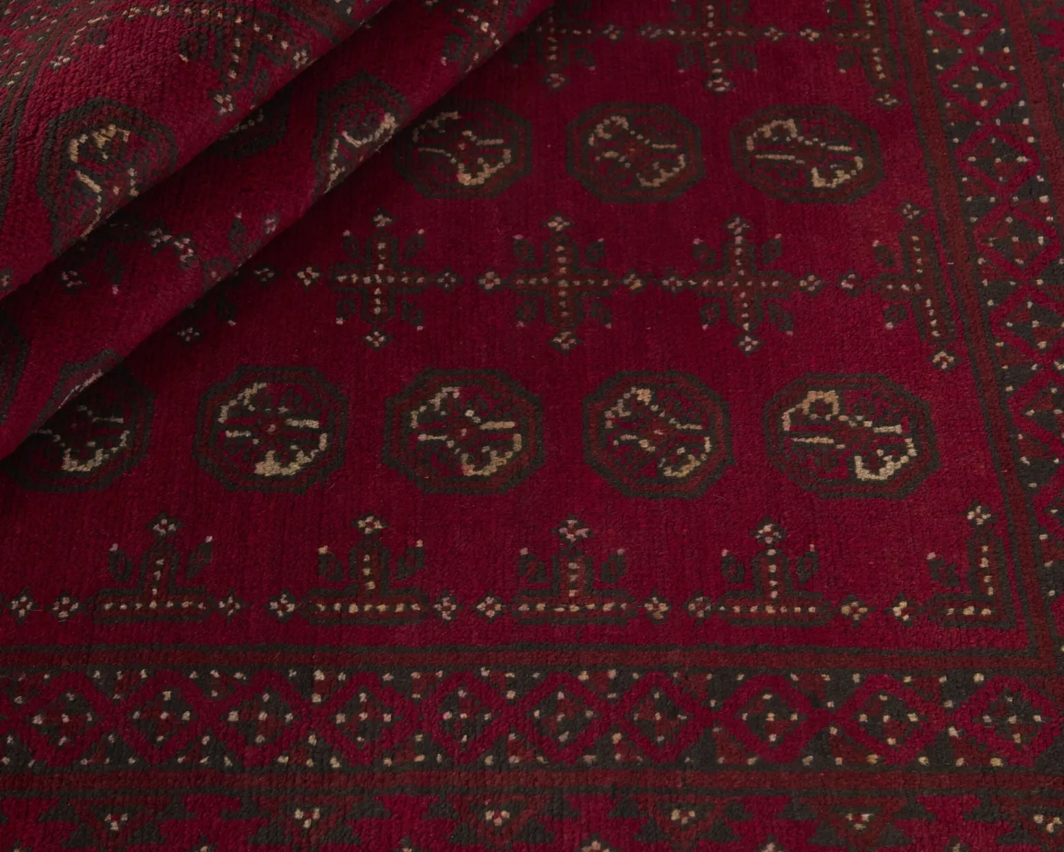 Aktscha orientalisk matta 146 x 189 cm