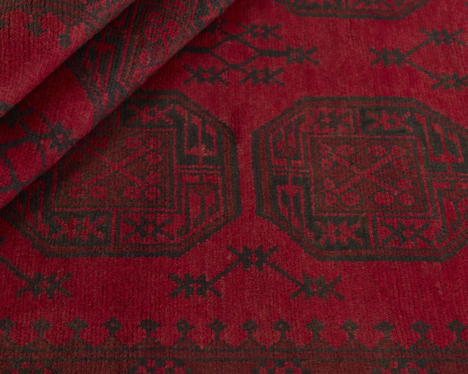 Aktscha orientalisk matta 168 x 236 cm