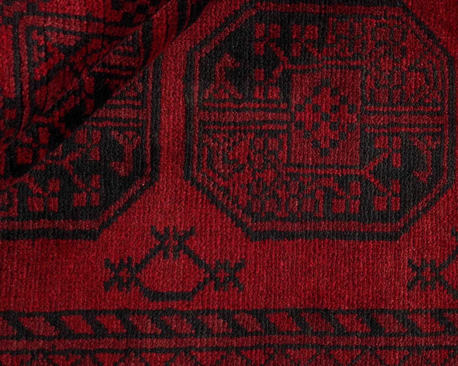Aktscha orientalisk matta 142 x 192 cm