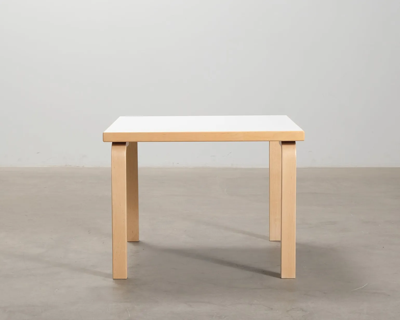 Artek barnbord 120 x 75 cm vit laminat