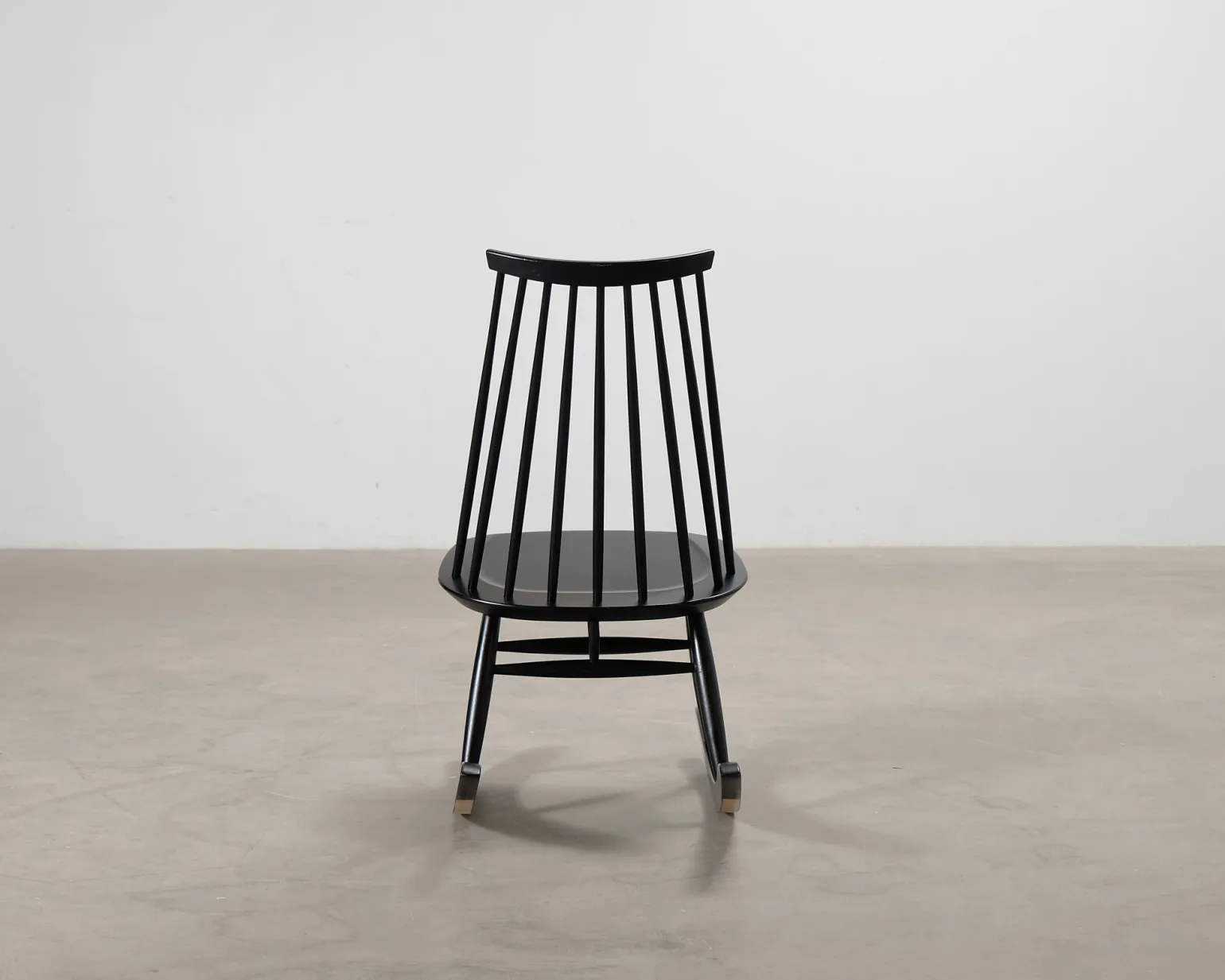 Artek Mademoiselle gungstol svart