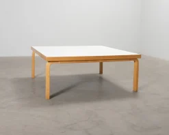 Artek soffbord 125 x 125 cm björk / vit laminat