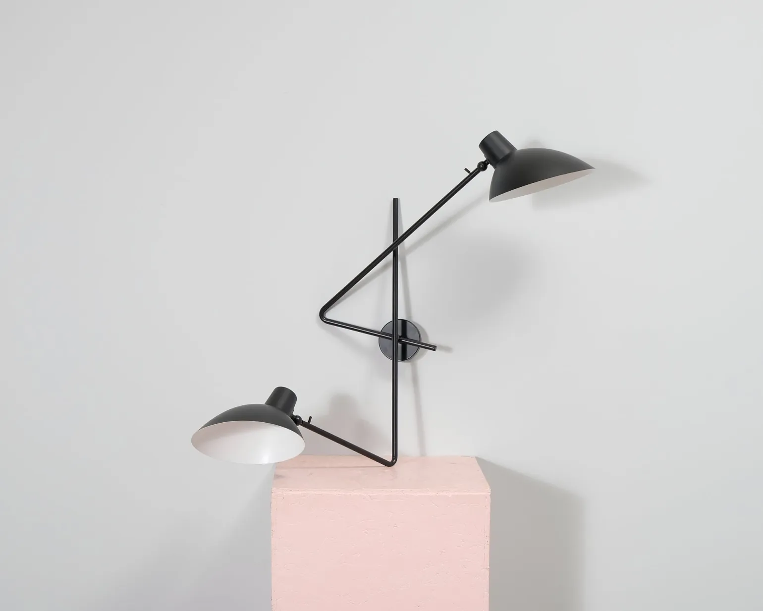 Astep VV Cinquanta Twin vägglampa svart