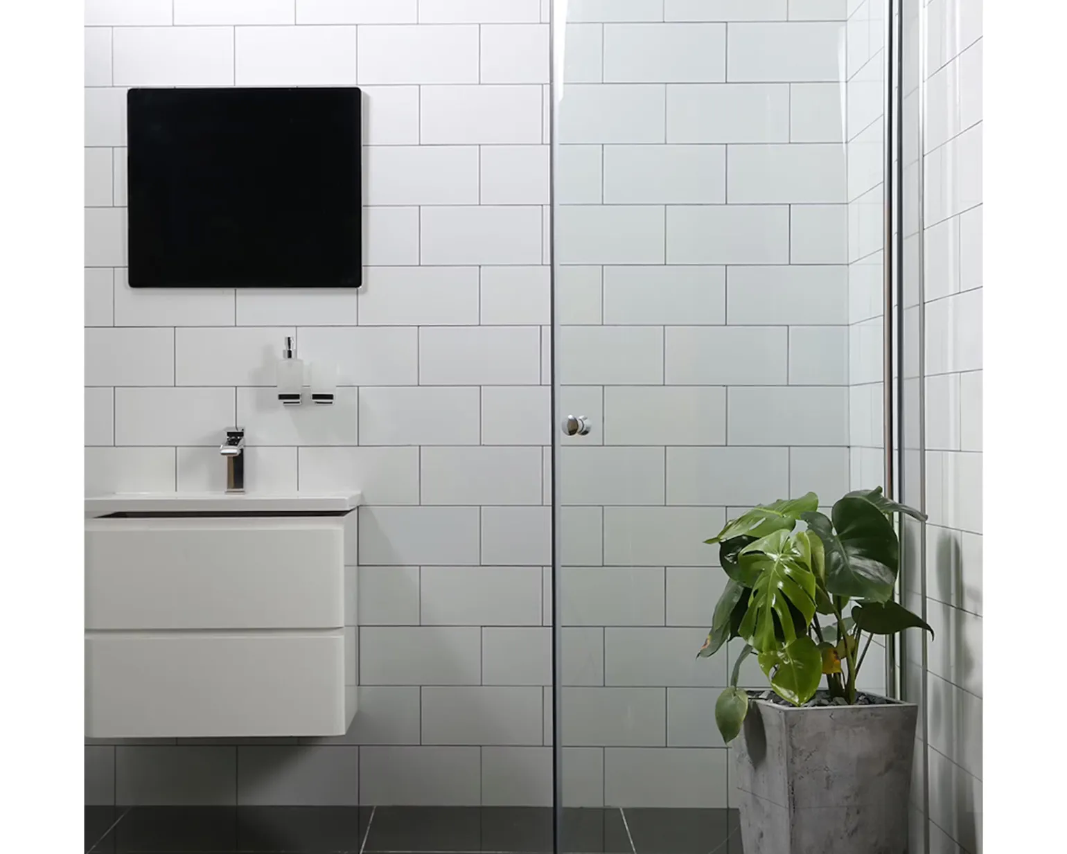 Bathlife Mångsidig 45° duschdörr