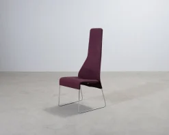 B&B Italia Lazy matstol burgundy