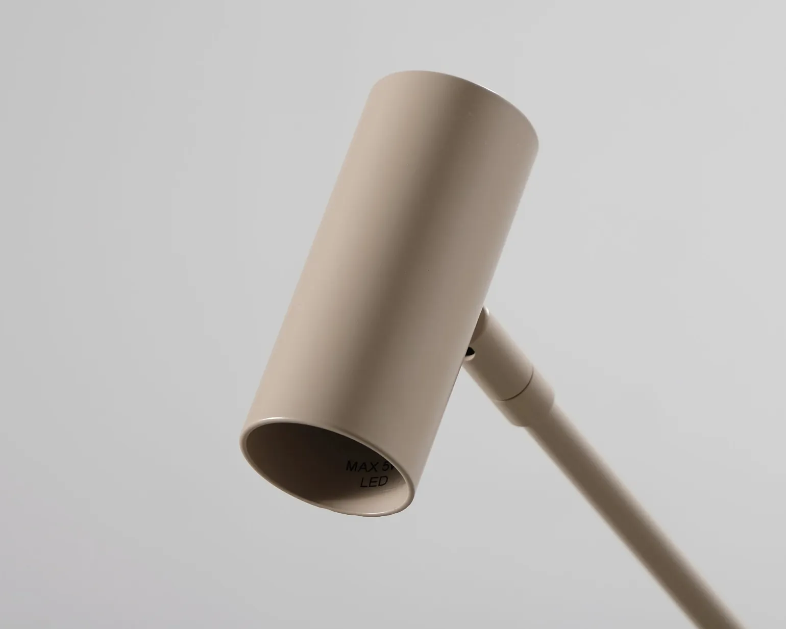 Belid Cato golvlampa Nougat