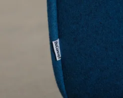 Bo Concept fotpall blå