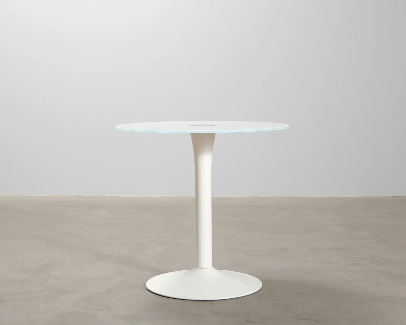 BoConcept New York pöytä ø 80 cm vit