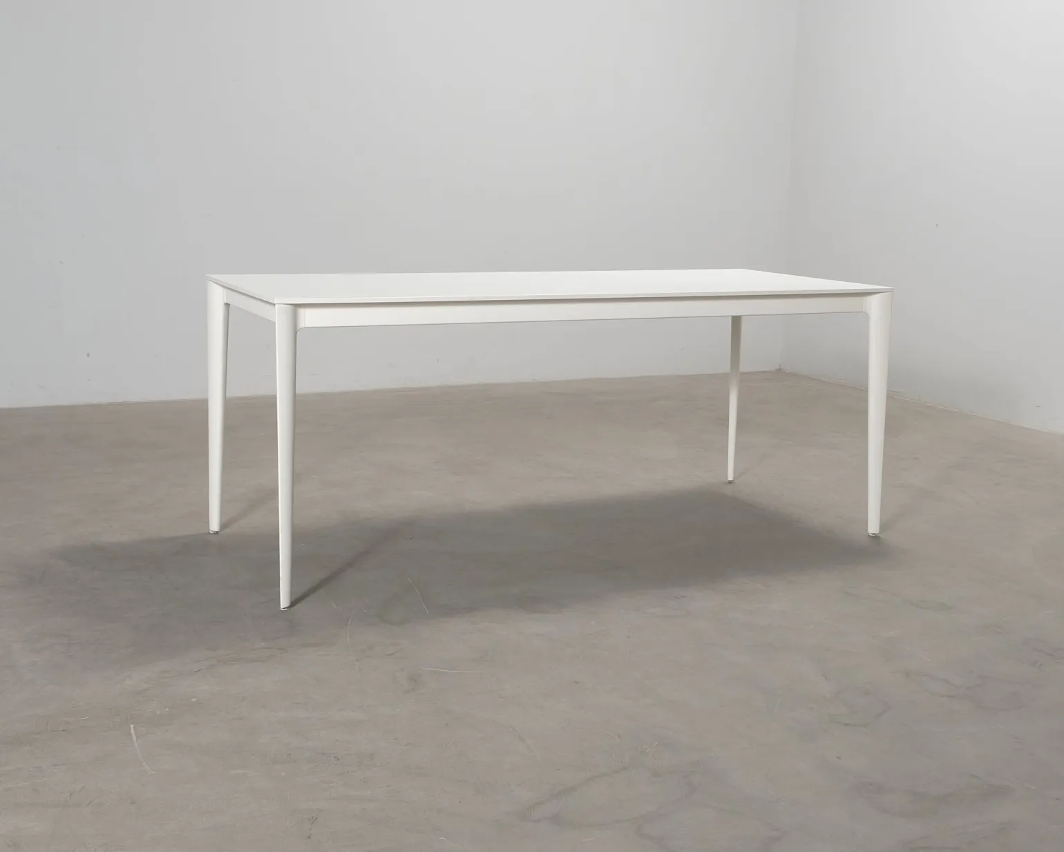 BoConept Torino matbord 180 cm vit