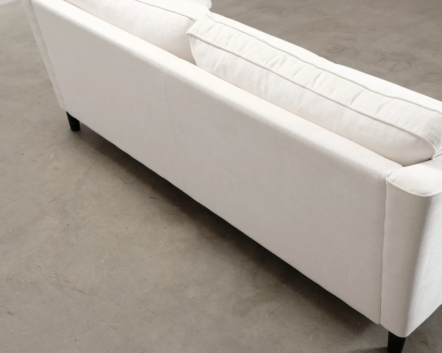 Bröderna Andersson Carisma 2-sits soffa vit