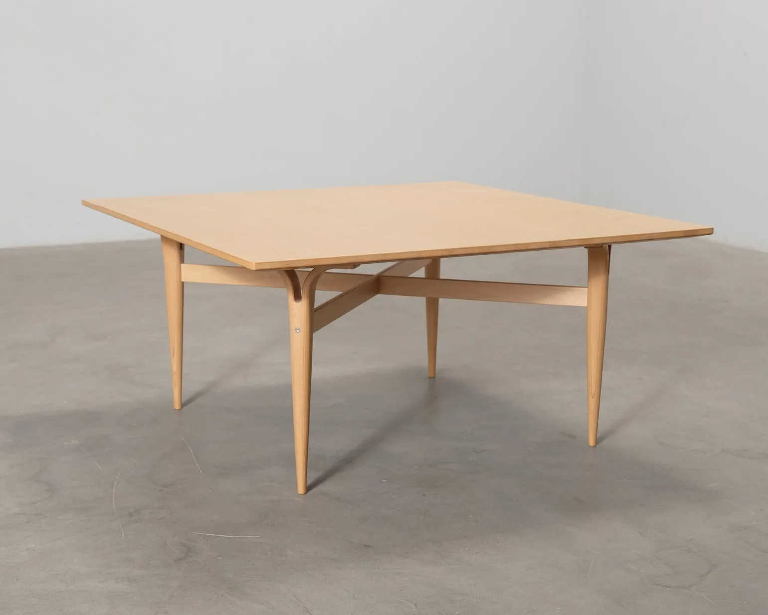 Bruno Mathsson International soffbord 110 x 100 cm