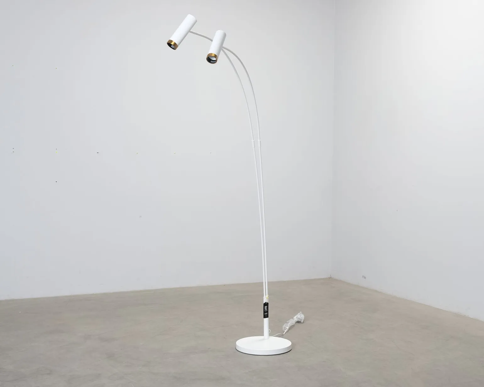 By Rydéns Puls golvlampa vit
