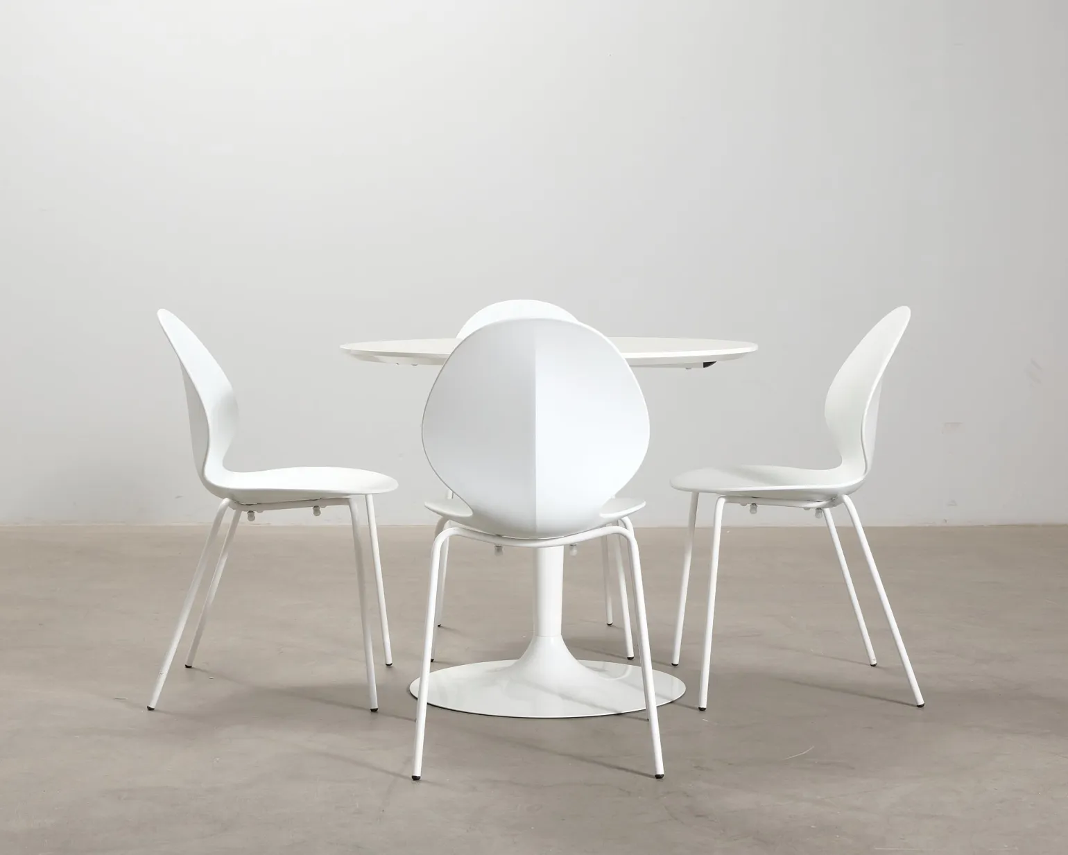 Calligaris matgrupp inkl. bord och 4 stolar vit