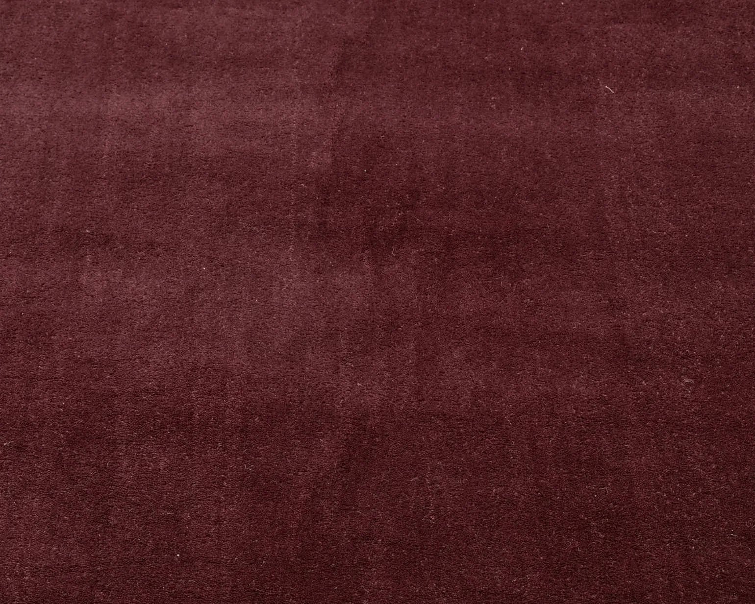 Classic Collection Contour ullmatta 200 x 300 cm vinröd