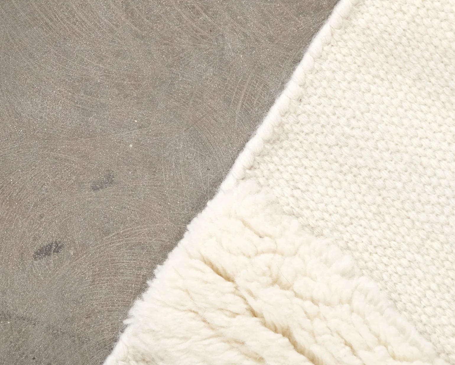 Classic Collection Field ullmatta 250 x 350 cm naturvit