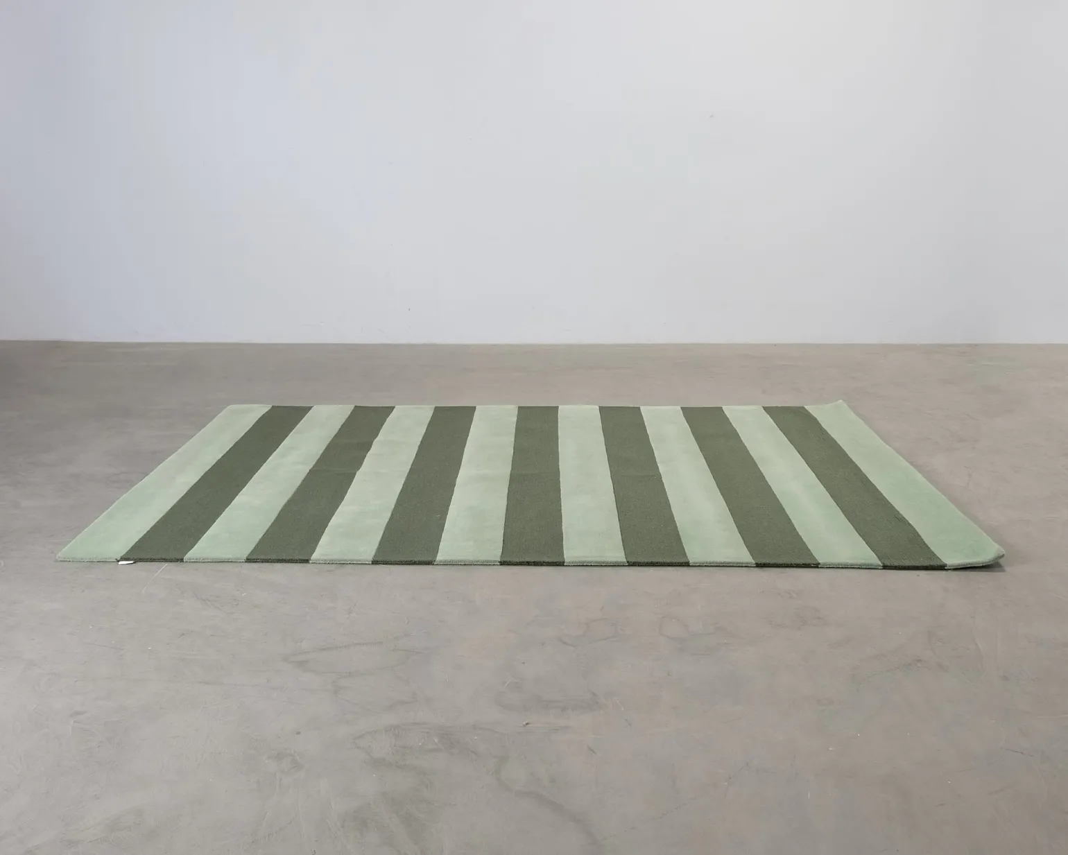 Classic Collection Stripe Boucle matta 200 x 300 cm grön