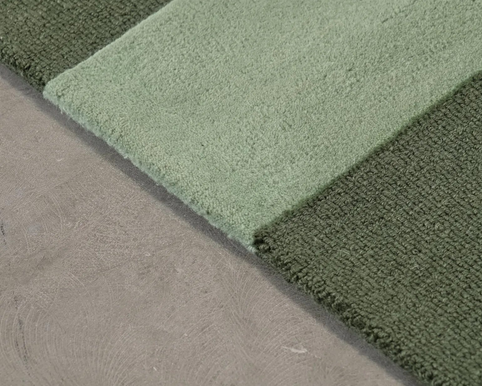 Classic Collection Stripe Boucle matta 200 x 300 cm grön