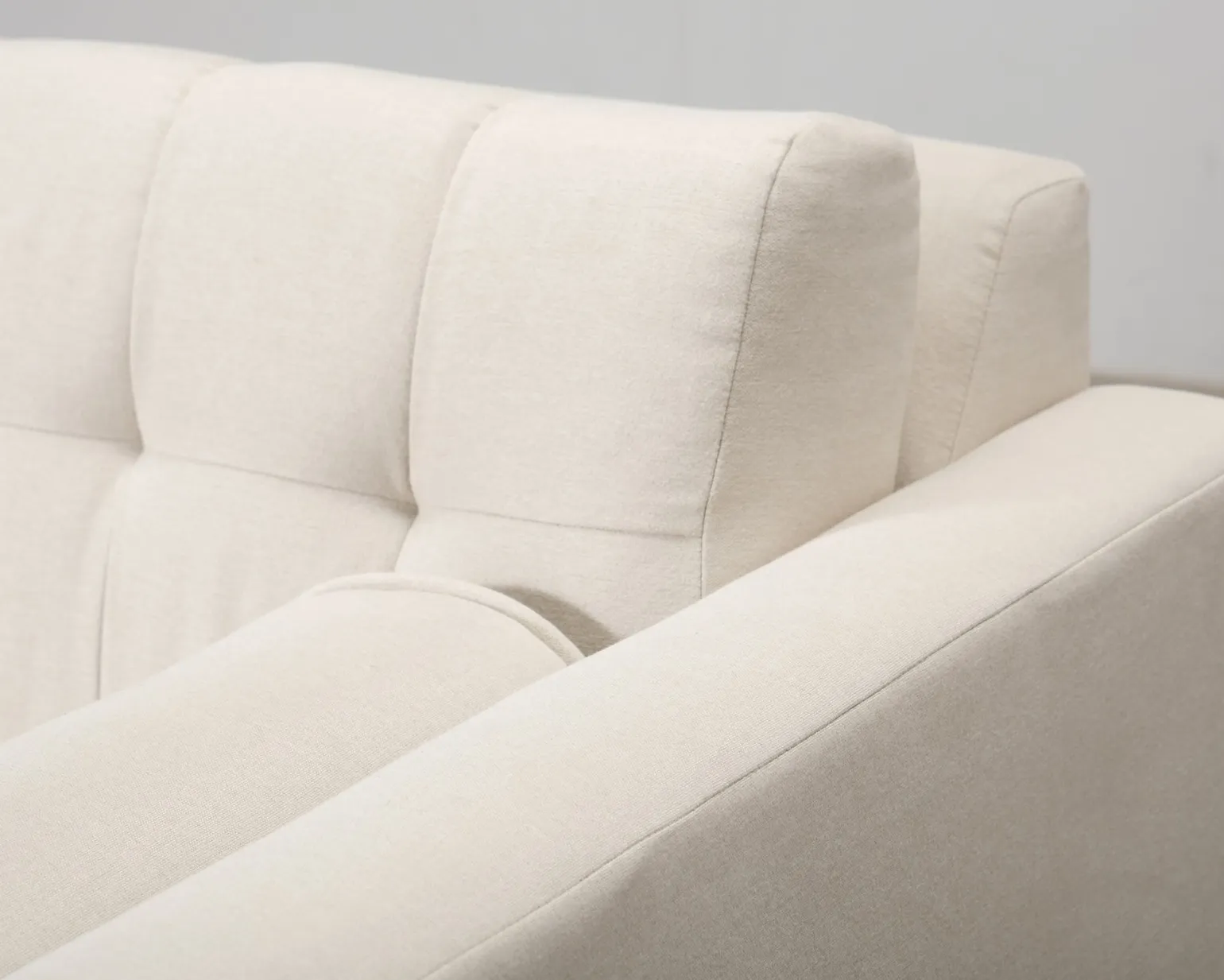 Cosmopolitan Design Bali 2-sits soffa ljusbeige