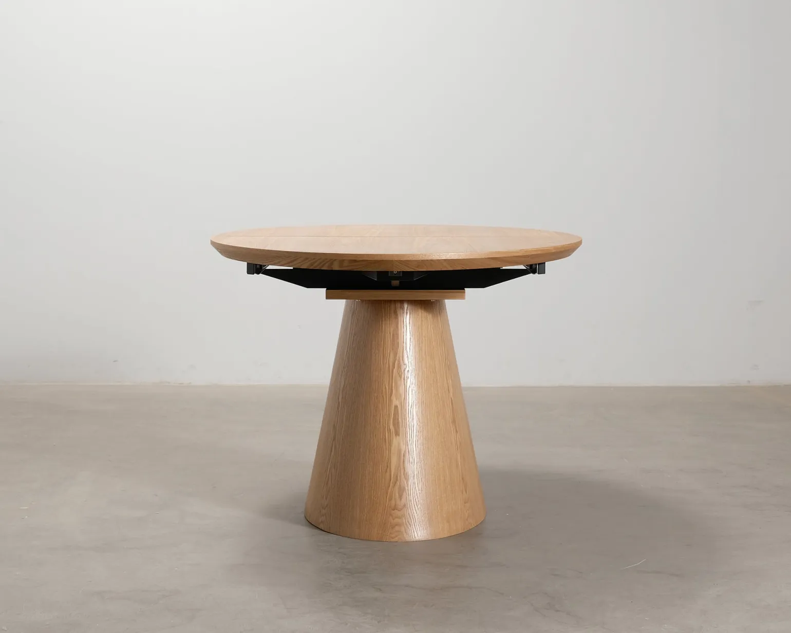 Cosmopolitan Design Max utdragbart matbord