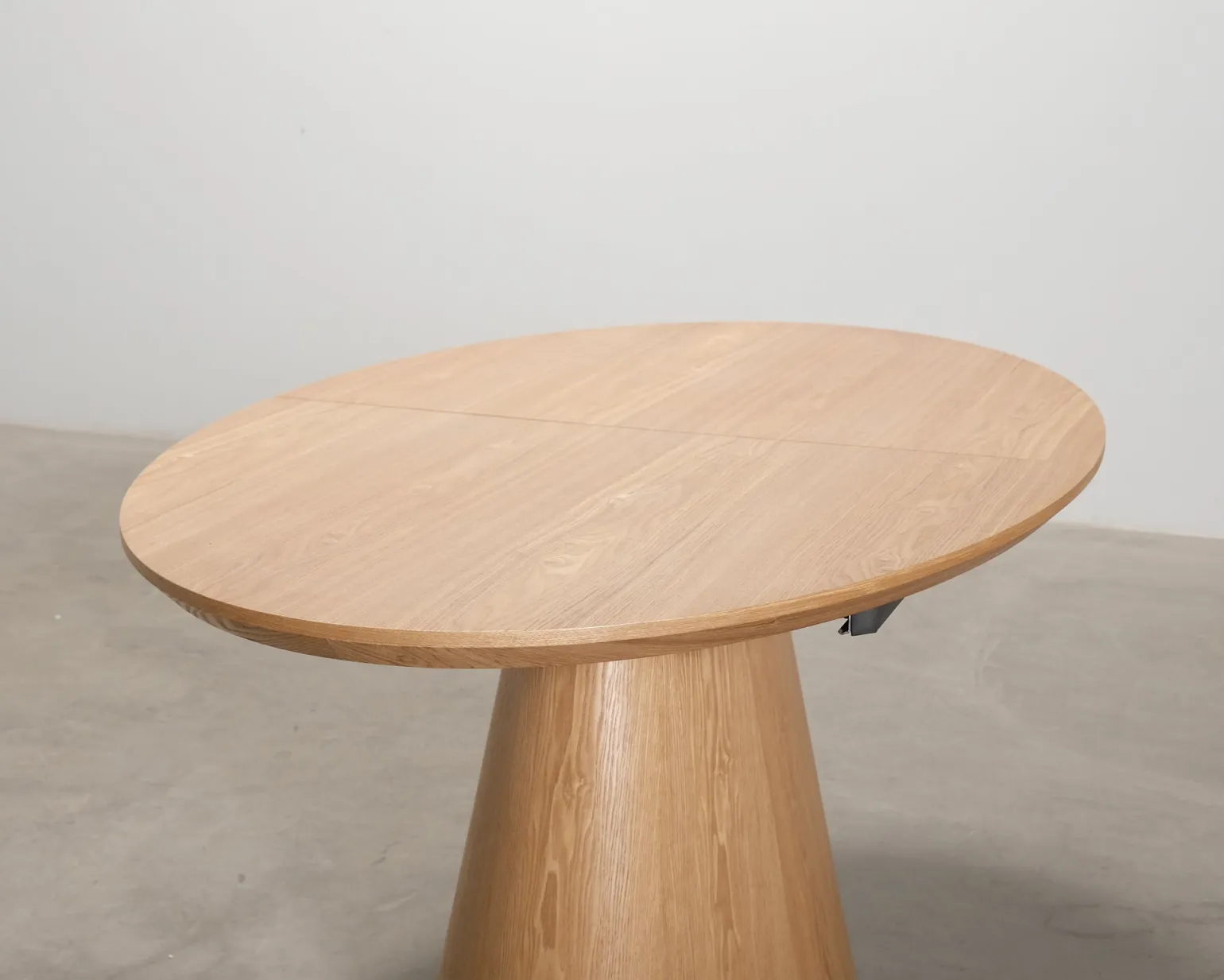 Cosmopolitan Design Max utdragbart matbord