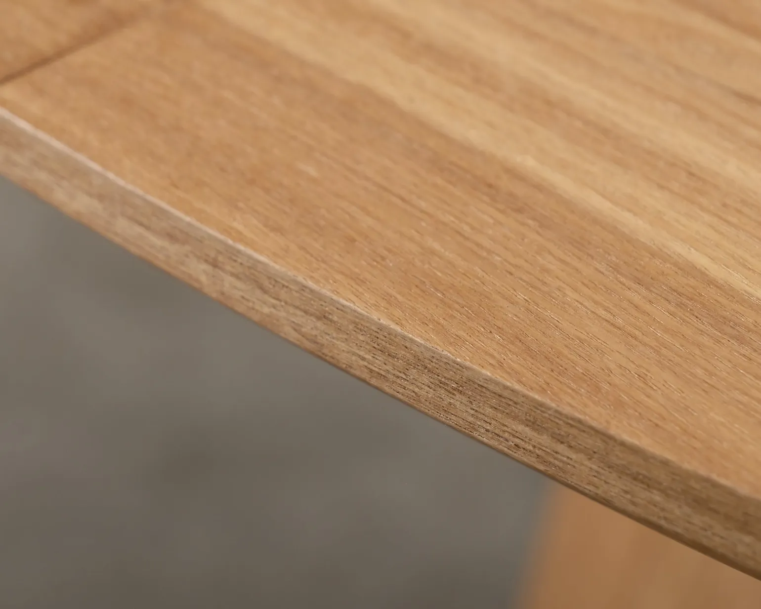 Cosmopolitan Design Max utdragbart matbord