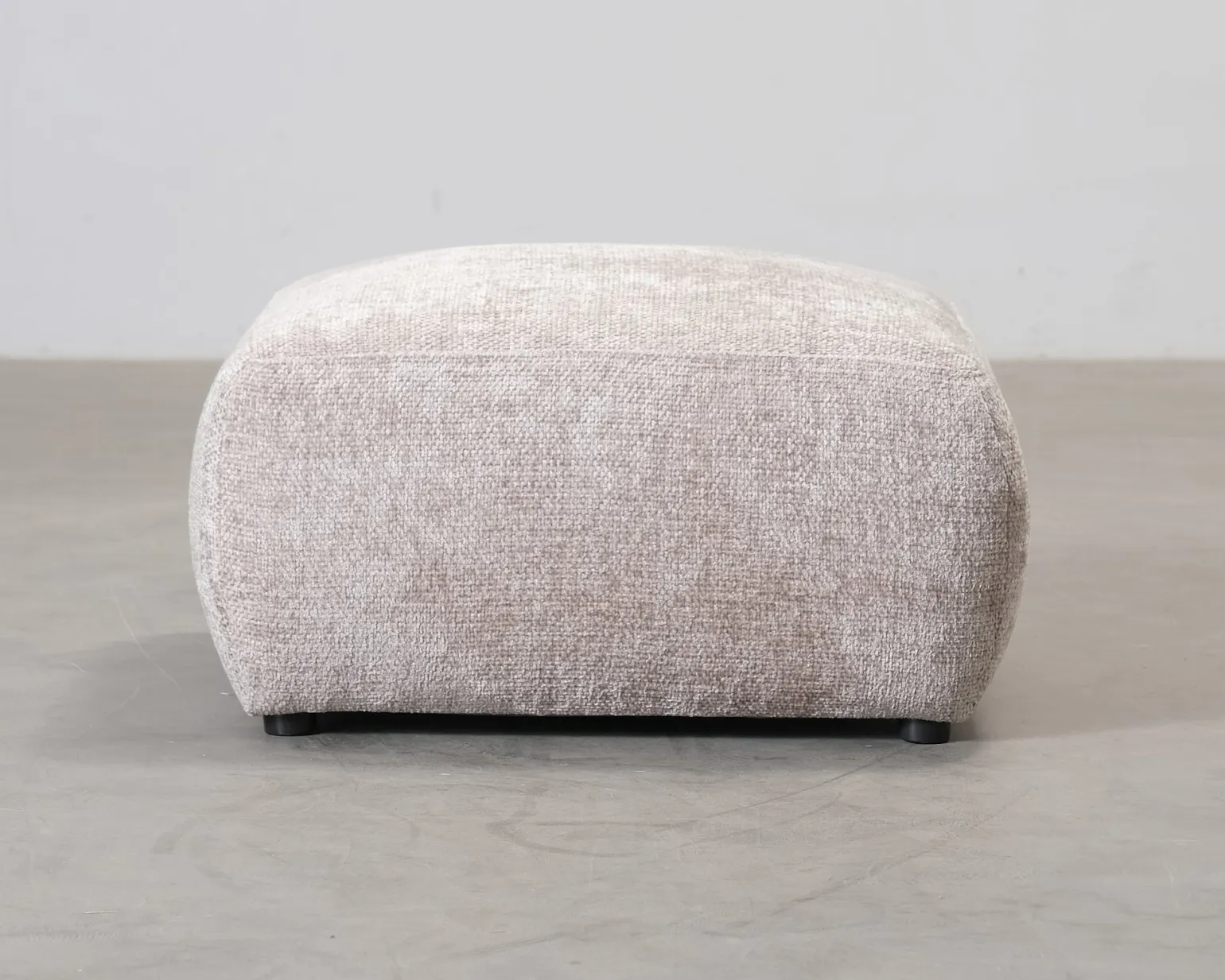 Cosmopolitan Design Nolio puff beige