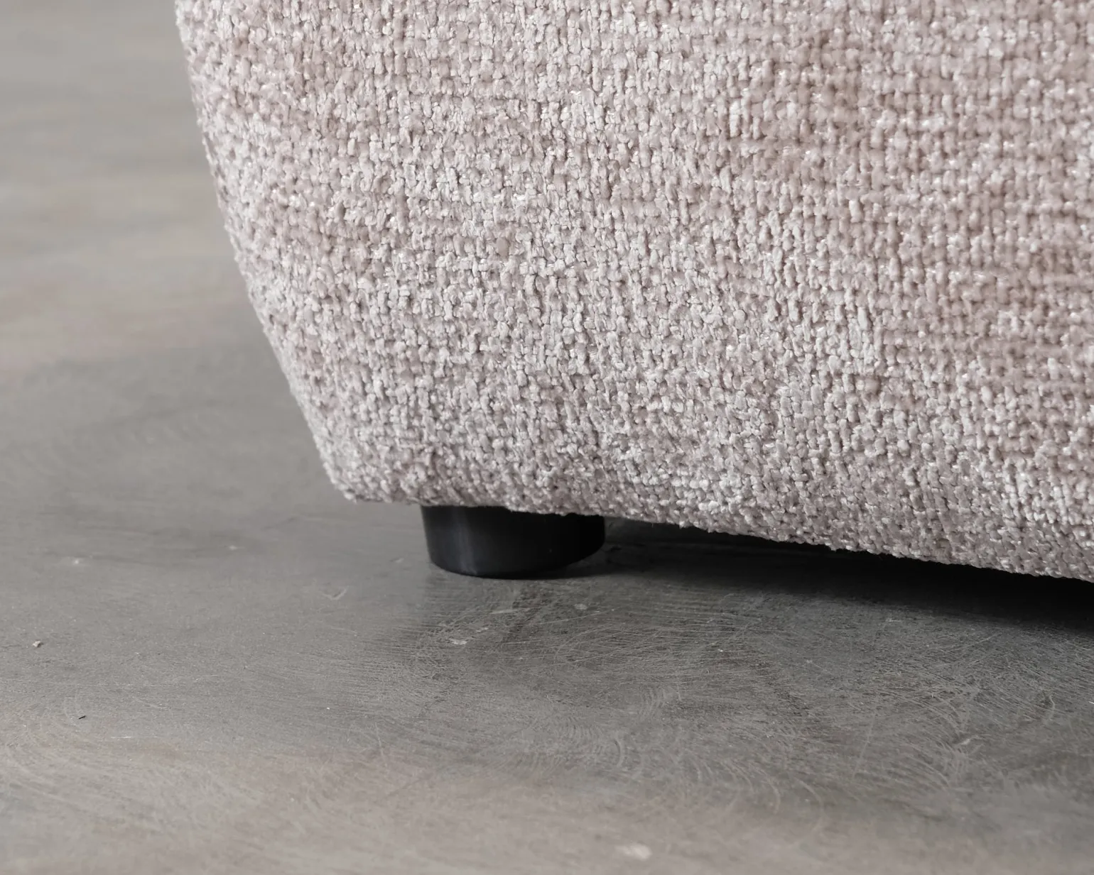 Cosmopolitan Design Nolio puff beige