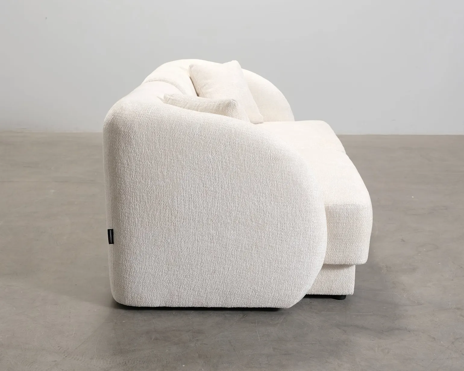 Cosmopolitan Design Tulum 2-sits sofa nauturvit