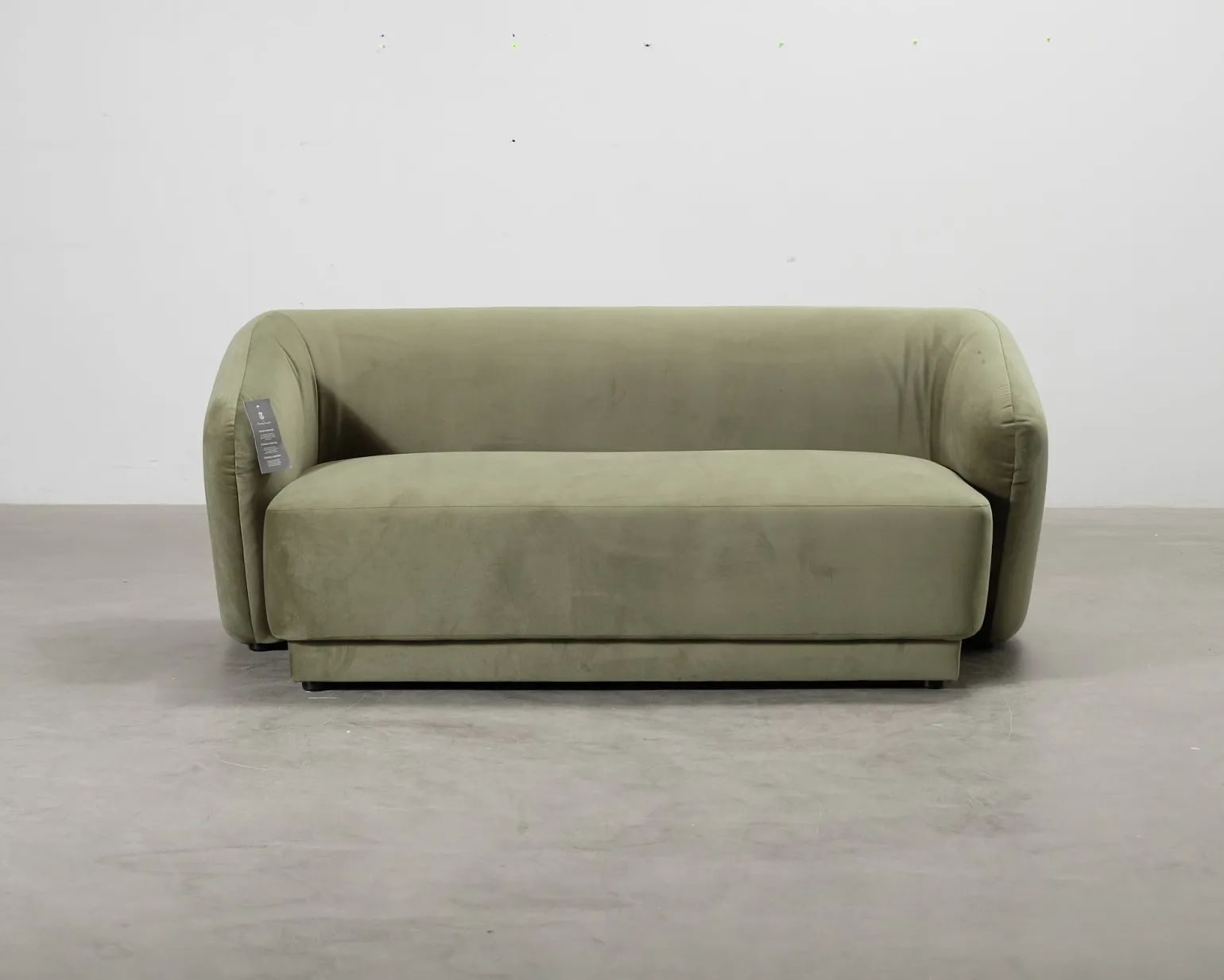 CXL by Christian Lacroix Louis 2-sits soffa grön