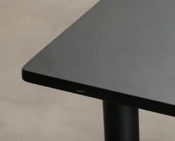 Decotique Milo matbord 180 cm svart