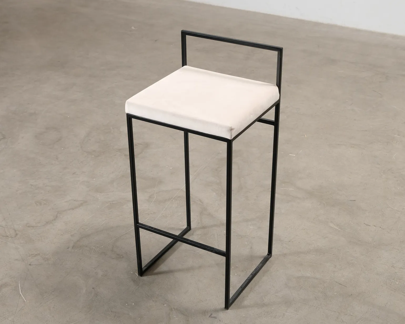 Department barpall beige / svart