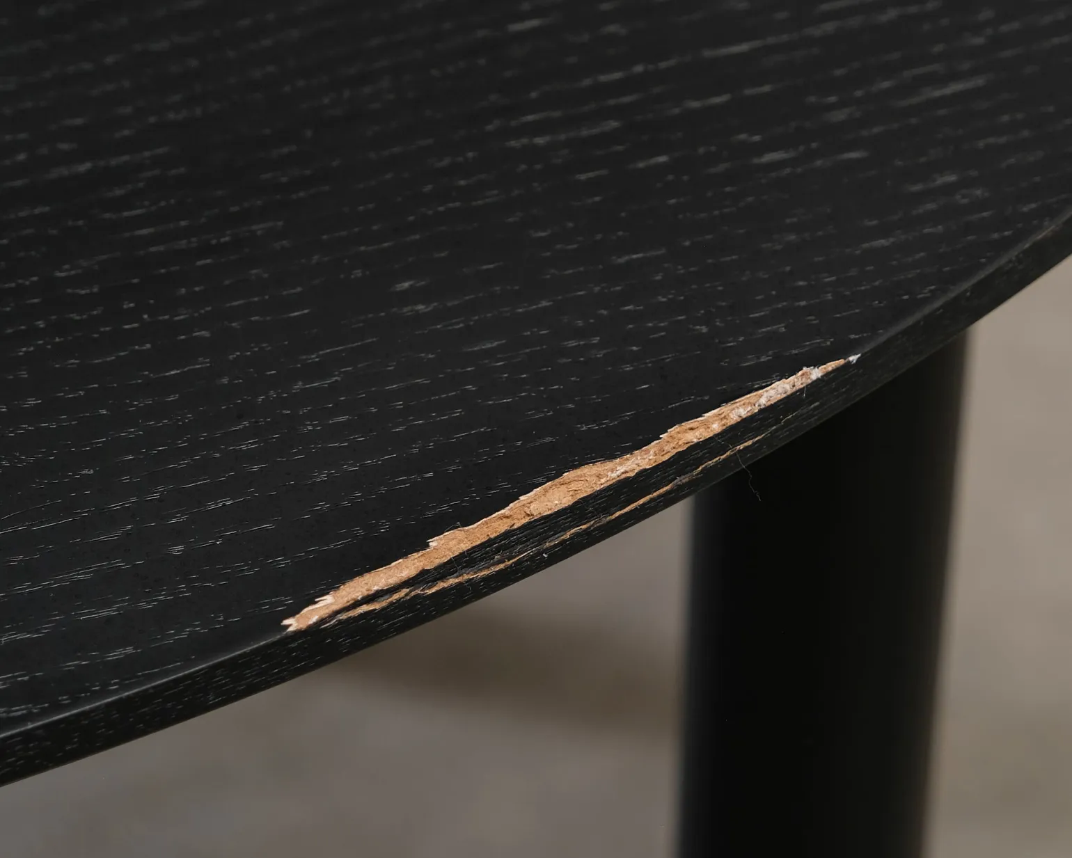 Department Wood matbord ø 110 cm svart