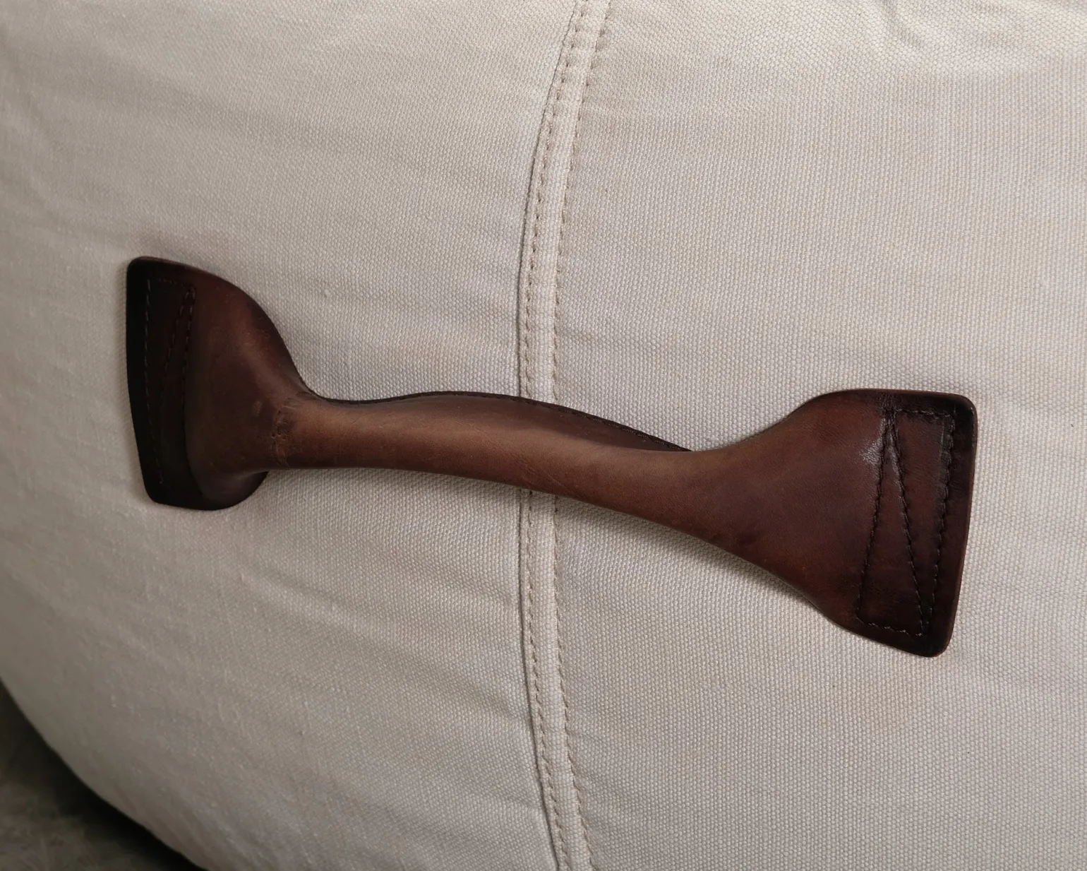 Diesel with Moroso Chubby Chic sittpuff ø 100 cm