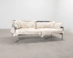 Diesel with Moroso Iron Maiden 2,5-sits soffa
