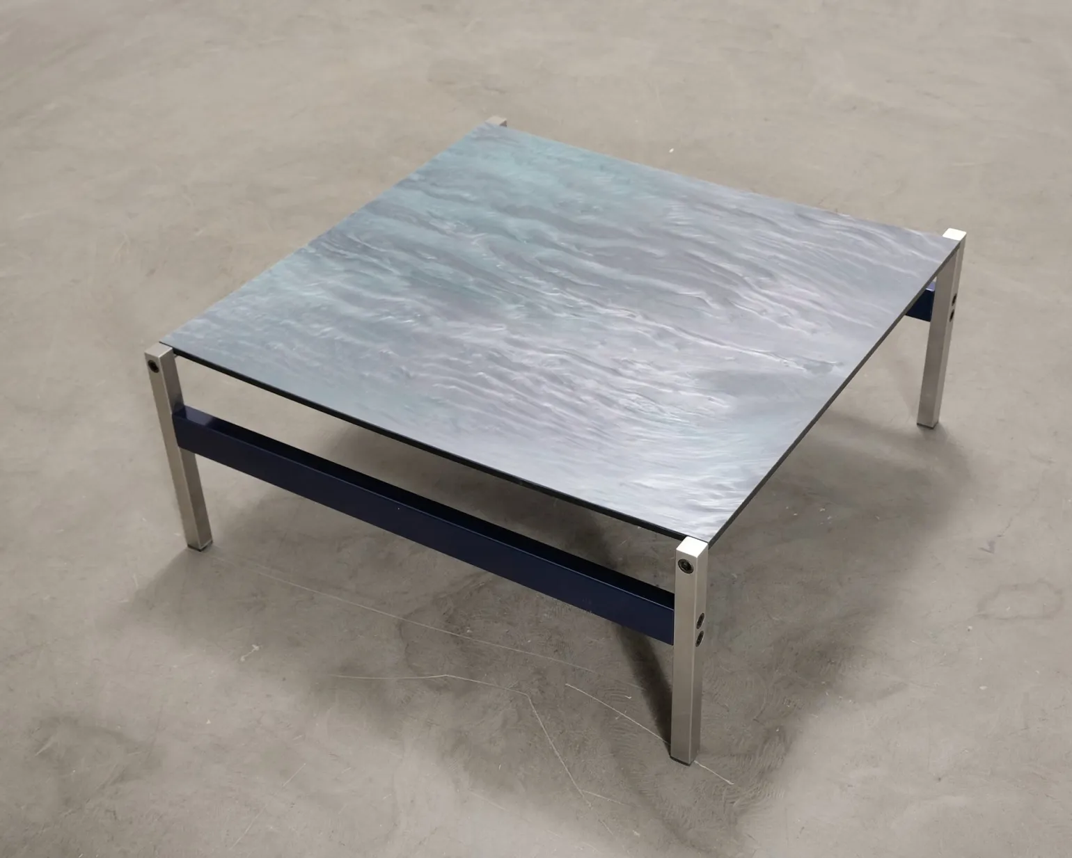 Diesel with Moroso Iron Maiden soffbord 90 x 90 cm