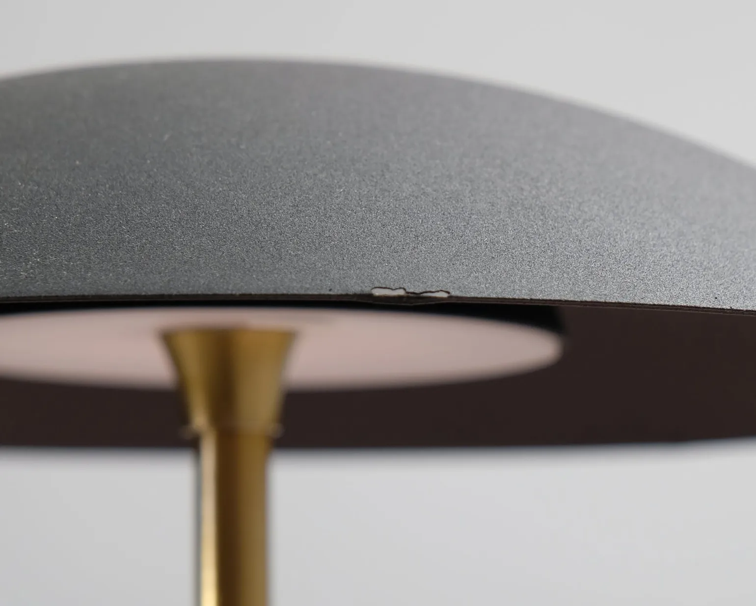 Dyberg Larsen Moon bordslampa svart