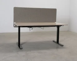 Elektriskt skrivbord med skärm 160 cm