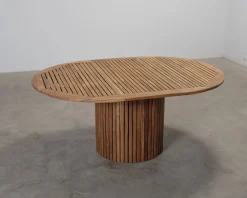 FeelDesign Circle förlängningsbart trädgårdsbord 130-180 cm