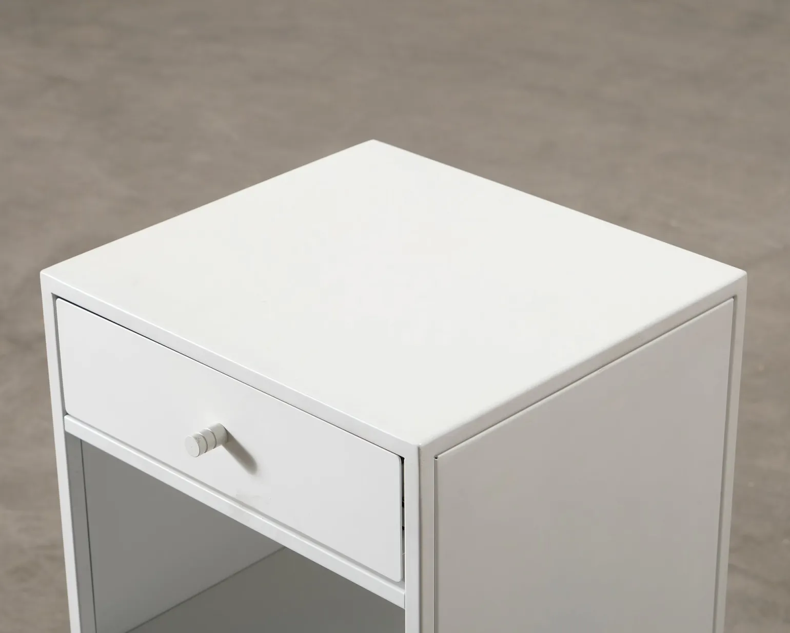 FeelDesign Dream nattduksbord vit