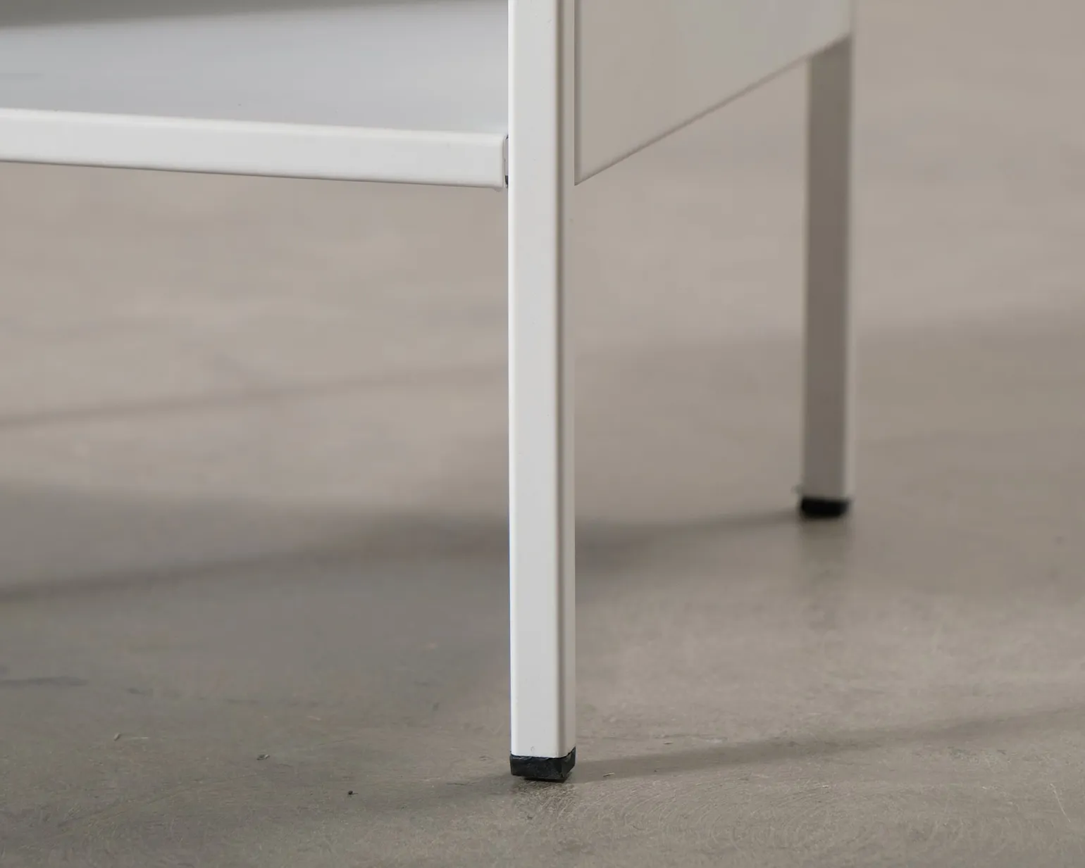 FeelDesign Dream nattduksbord vit