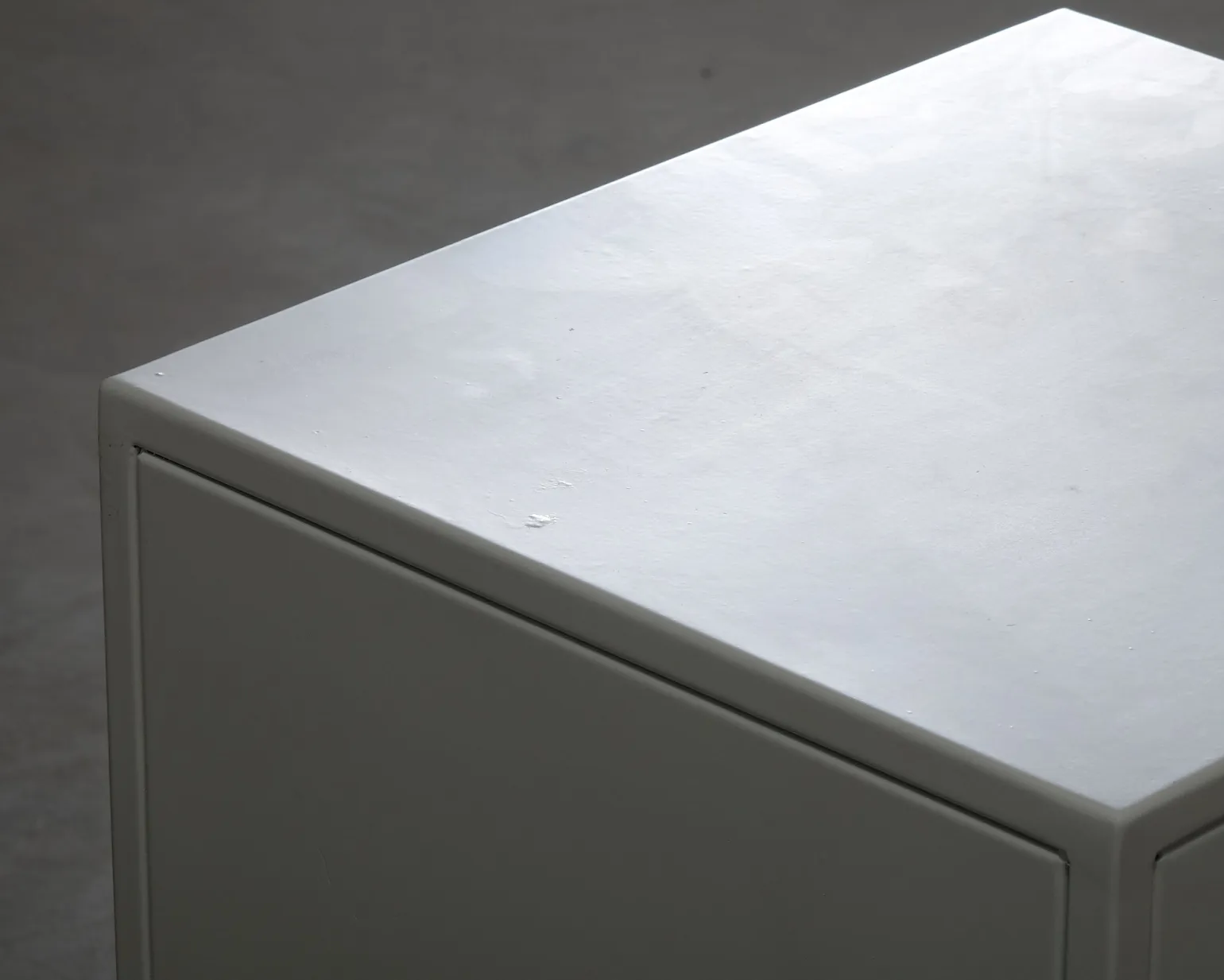 FeelDesign Dream nattduksbord vit