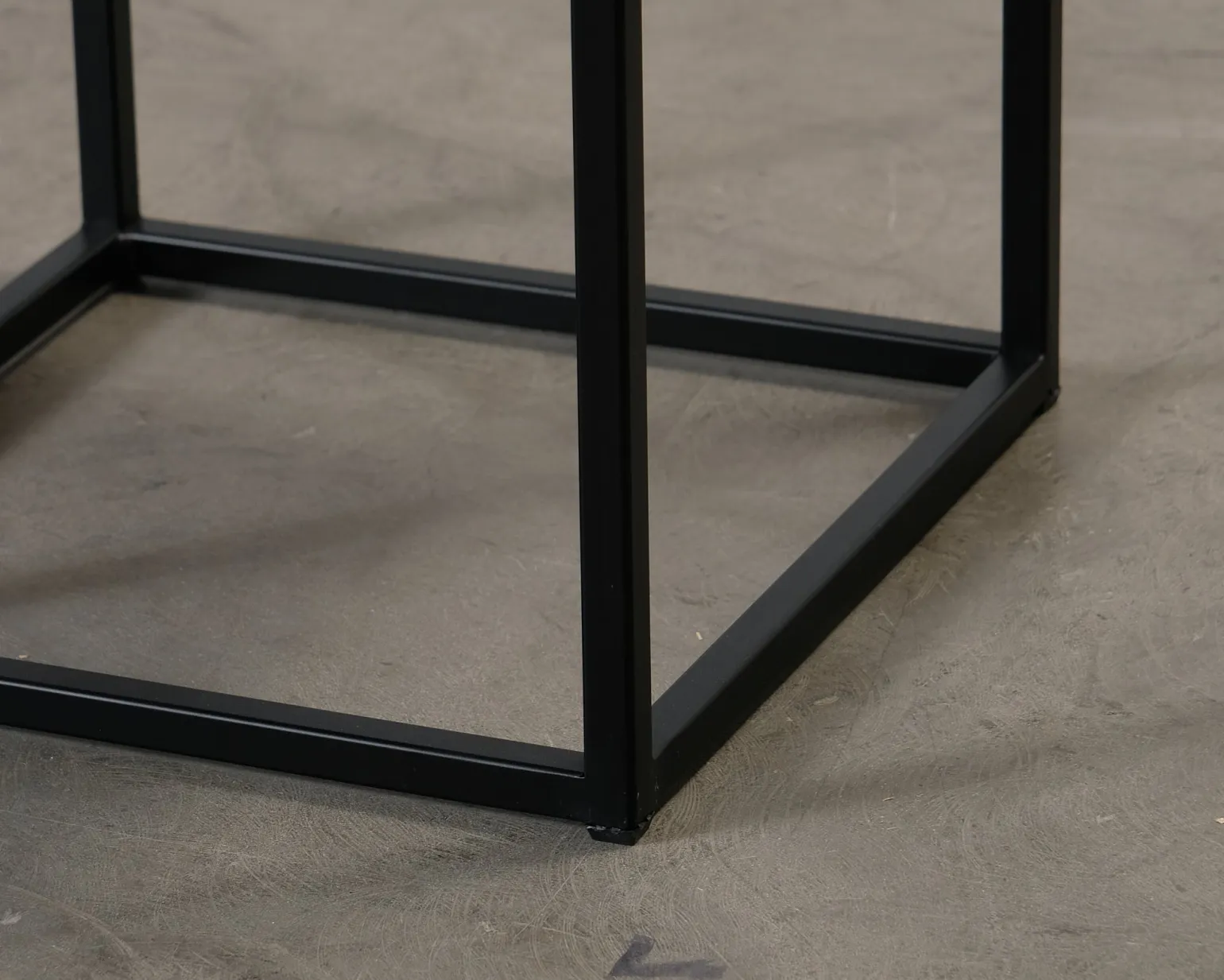 FeelDesign Flash nattduksbord svart