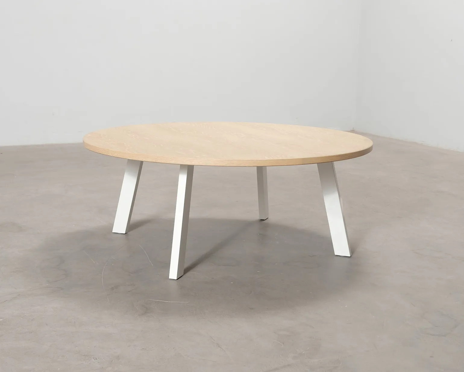 FeelDesign Freddy soffbord ø 115 cm oak / vit