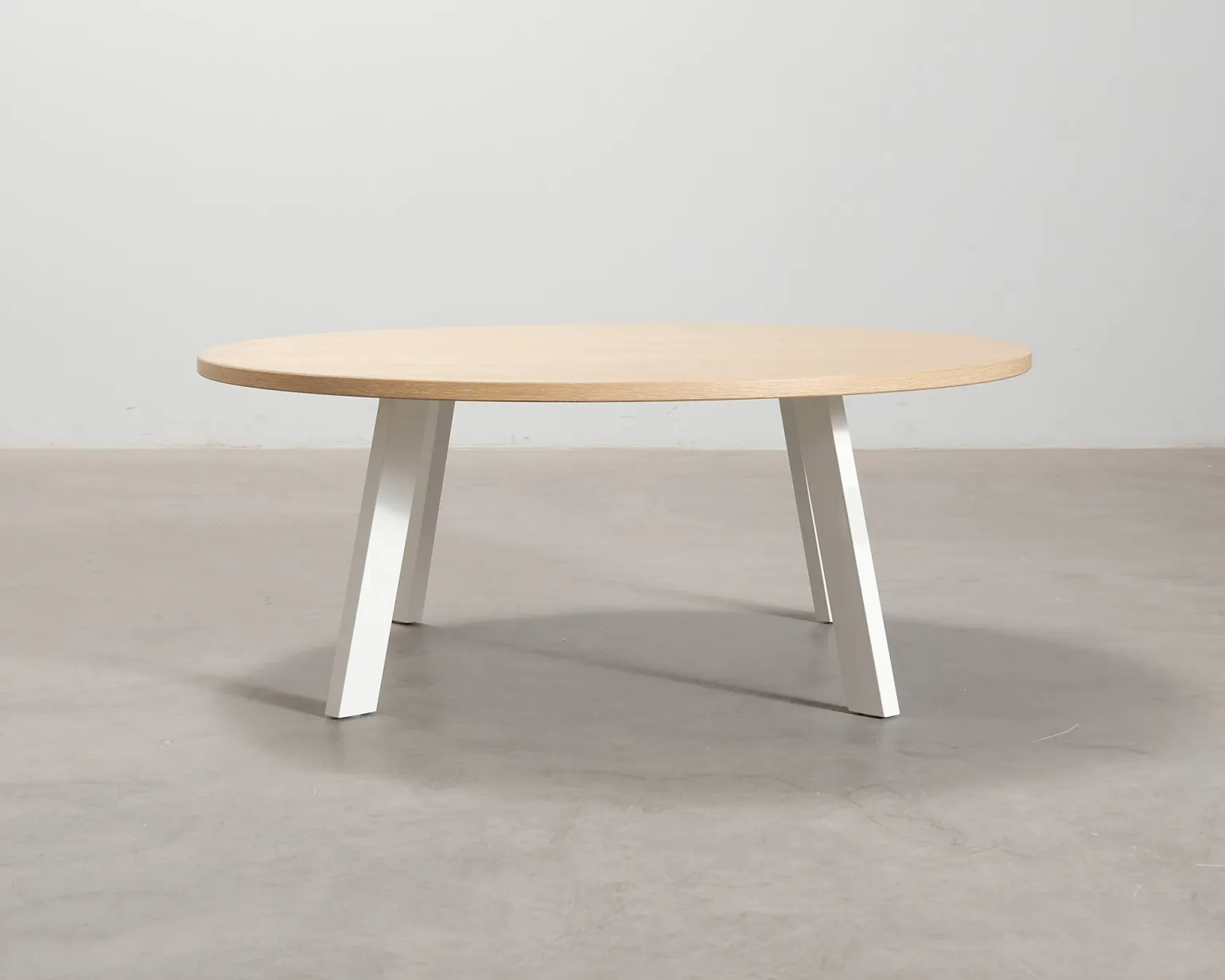 FeelDesign Freddy soffbord ø 115 cm oak / vit