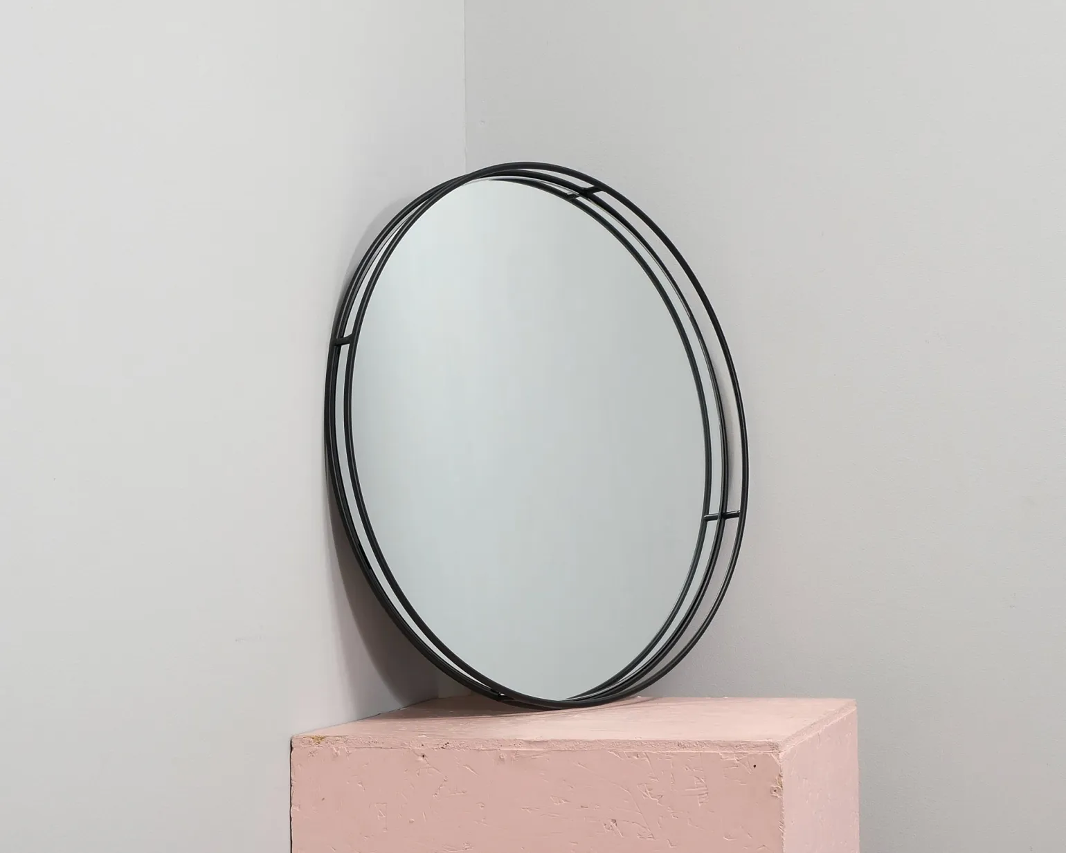 FeelDesign Mood spegel ø 62 cm svart