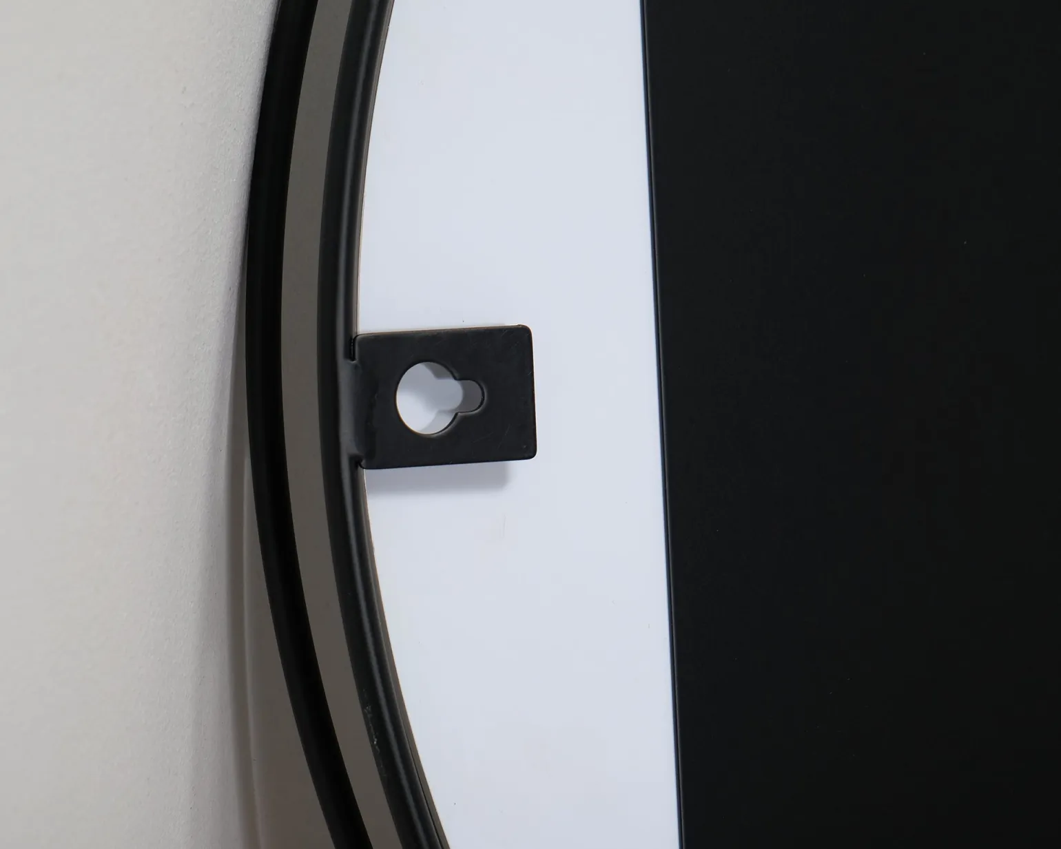 FeelDesign Mood spegel ø 62 cm svart