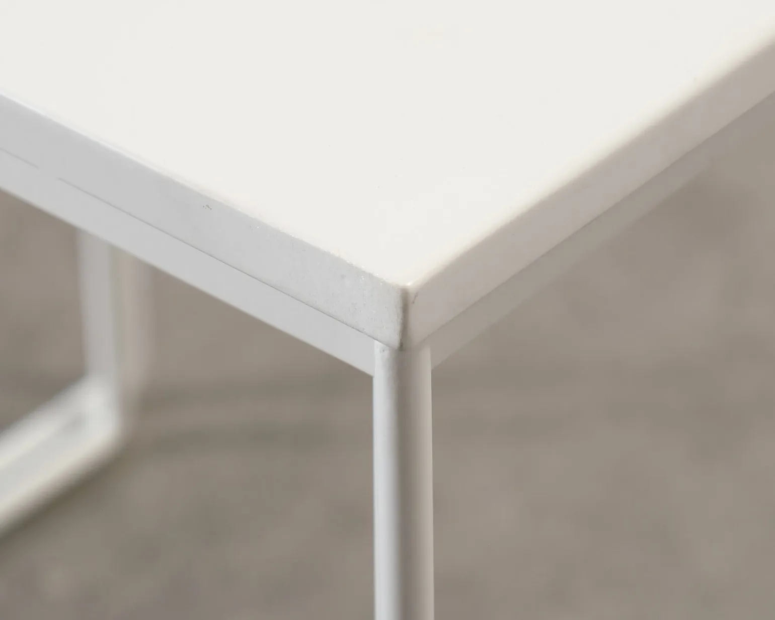 FeelDesign satsbord vit