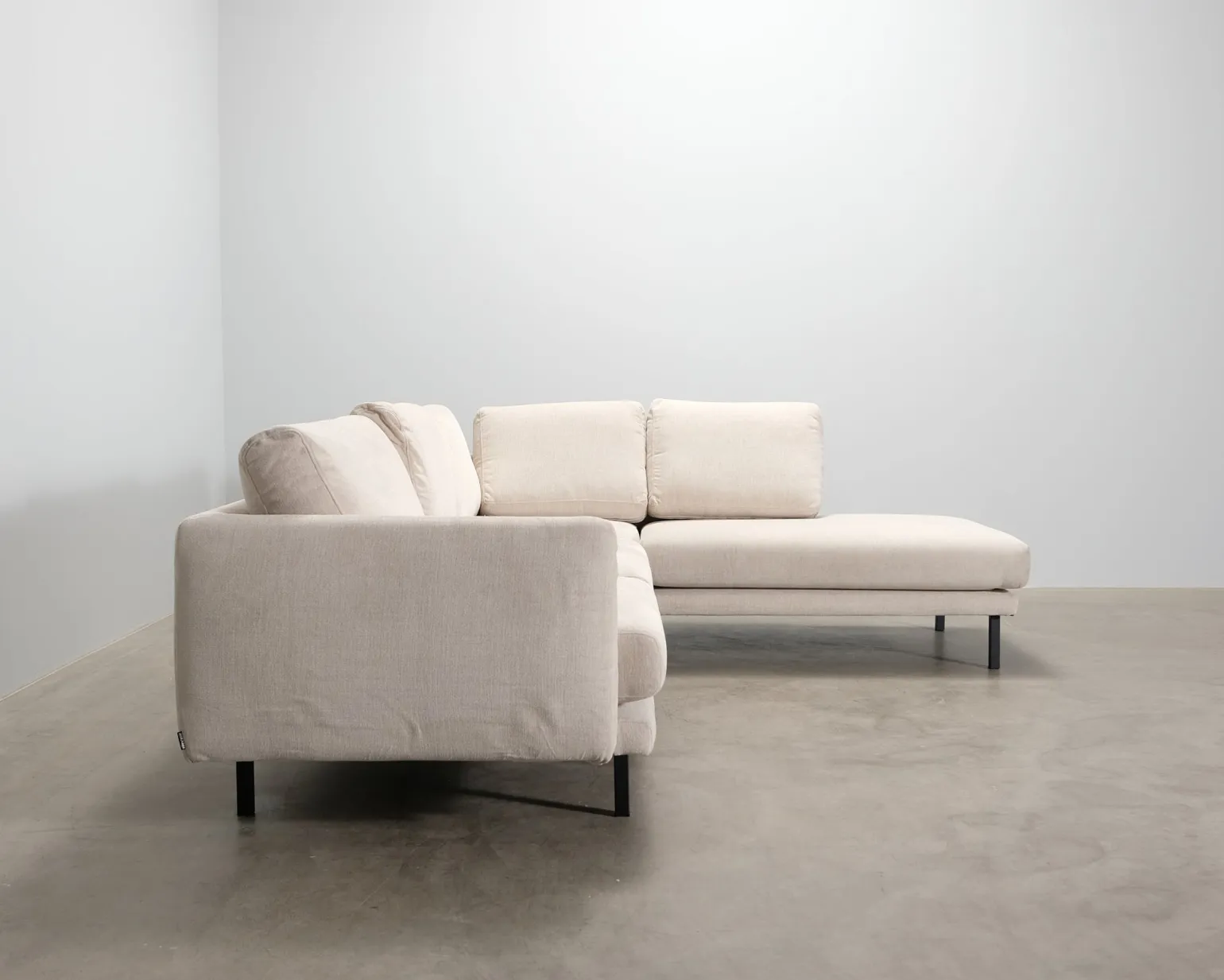 Finsoffat Kataja 4-sits soffa beige