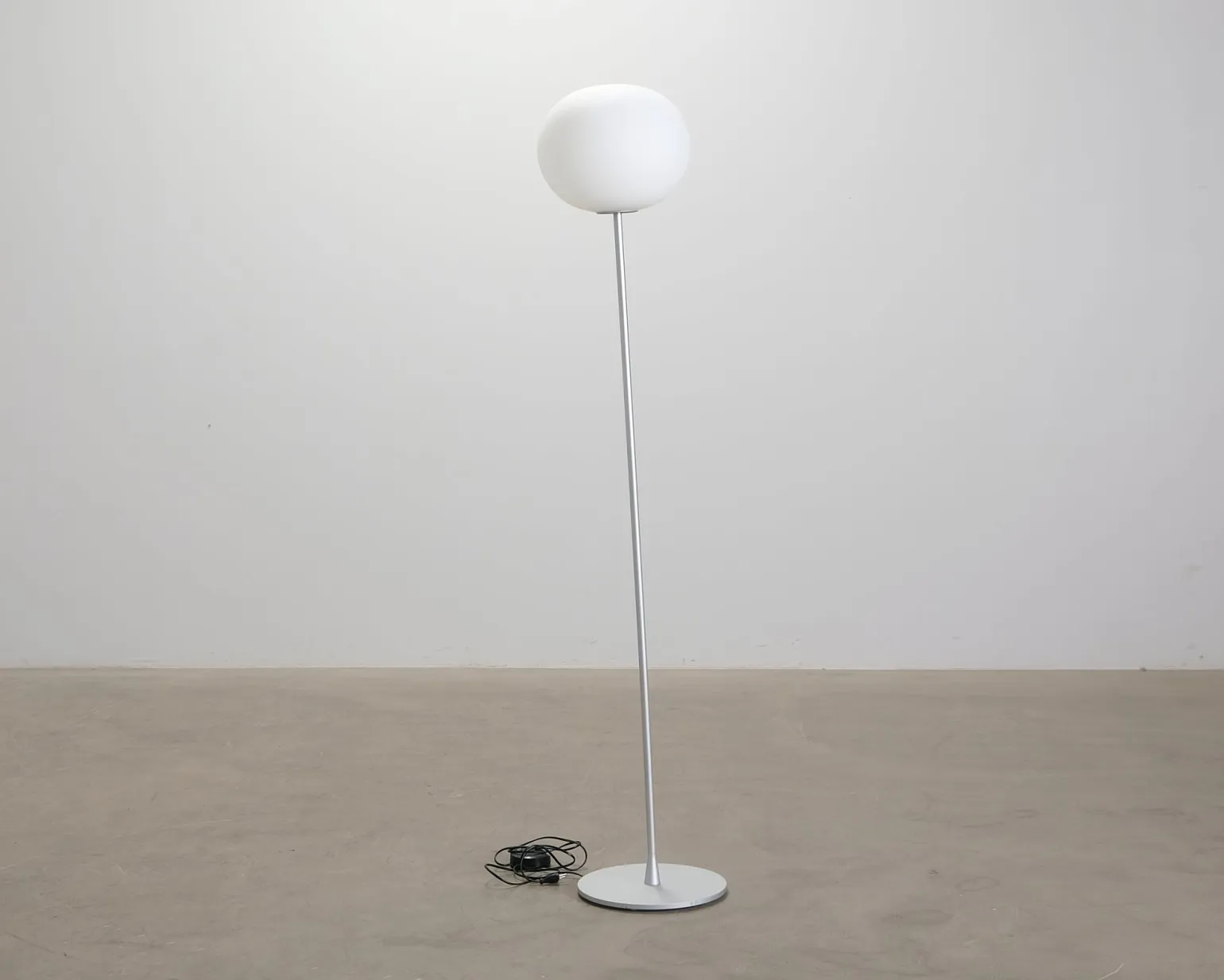 Flos Glo-Ball F2 golvlampa